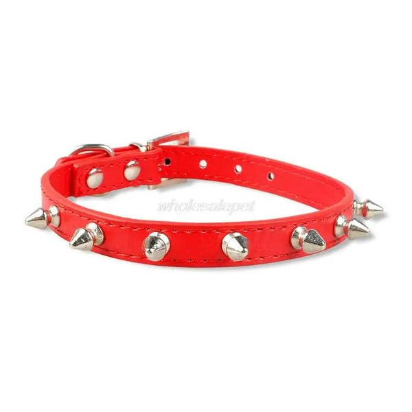 Pint-sized Glam: Cute Studded Dog Collar for Small Breeds