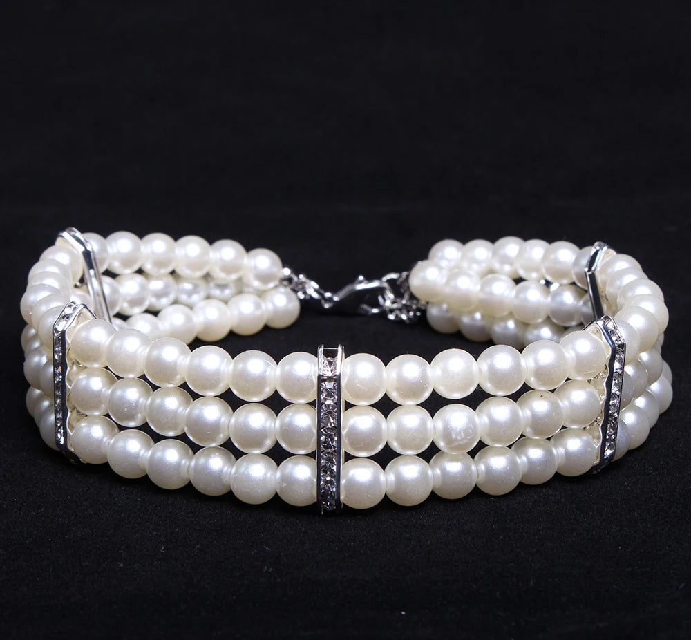 PawPearl Elegance: Dog Cat Pearls Necklace Collar
