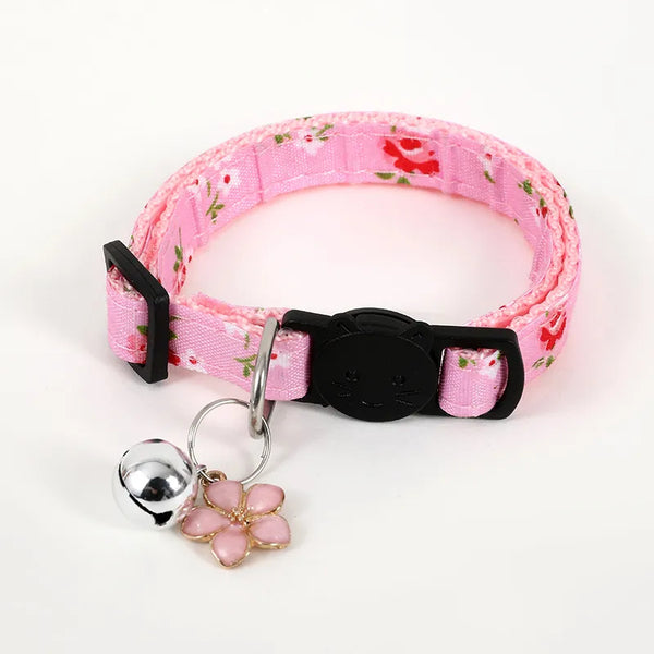 Safe and Stylish: Breakaway Cat Collars with Bells & Pendant Flower