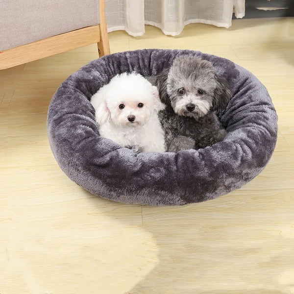 Plush Comfort: Round Washable Dog Bed for Winter Warmth and Cozy Naps
