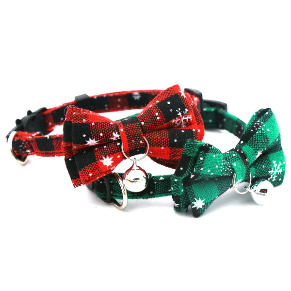 Festive Elegance: Christmas Bowknot Cat Collar with Bell and Plaid Snowflake Design
