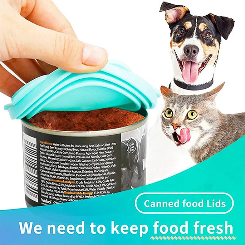 FreshSeal Silicone Can Lid: Sealed Feeder Top Cap with Spoon for Puppy, Dog, and Cat Food Storage