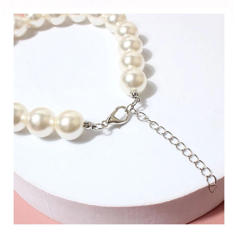 Pearl Elegance: Fashion Pet Faux Pearls Necklace with Adjustable Extension for Small Dogs and Cats