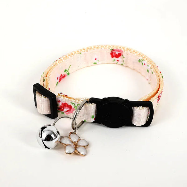 Safe and Stylish: Breakaway Cat Collars with Bells & Pendant Flower