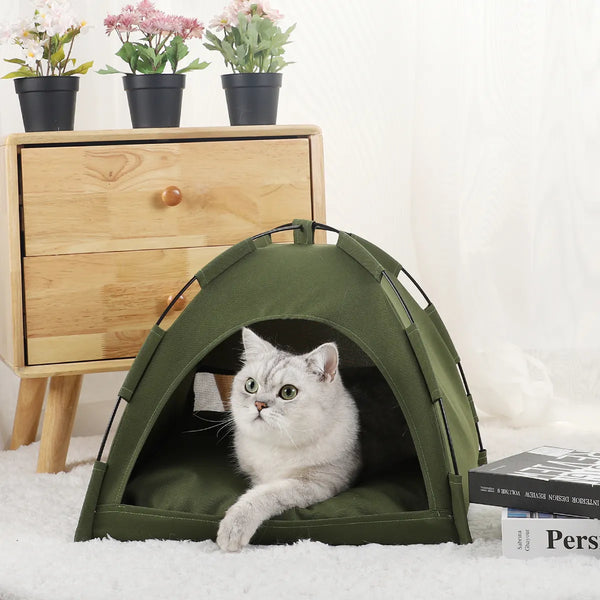 Cozy Hideaway: Winter Cat Tent Bed with Warm Cushions