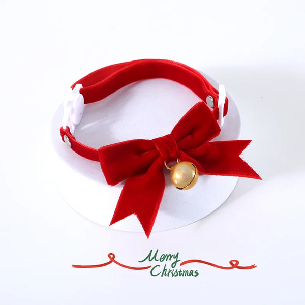 VelvetVogue Festive Elegance: 2023 New Year's Christmas Pet Collar with Bell